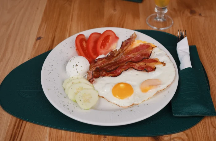 Jaja na oko | omlet | kajgana