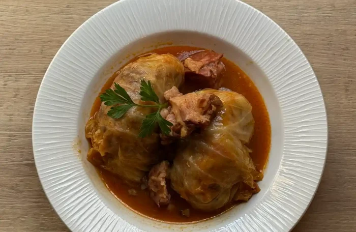 Sarma/Punjena paprika (sezonsko jelo)