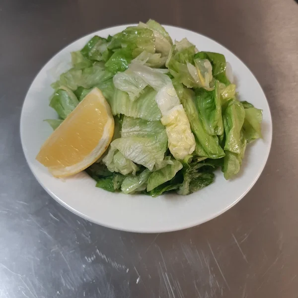 Zelena salata (posno)